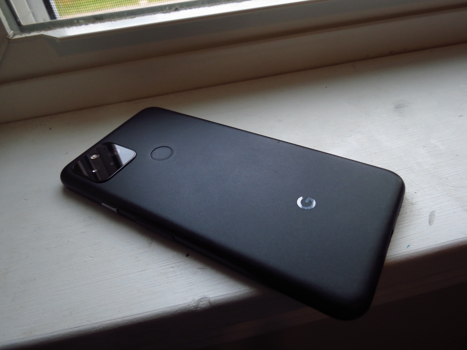 Pixel 5の製品画像